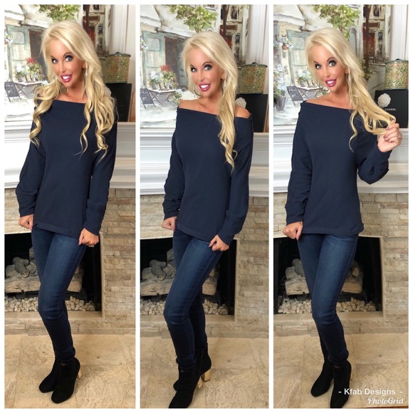 ❤️LAST 1! Navy Off Shoulder Top! - Picture 2 of 3